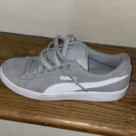 Puma Sneakers - Picture 2 of 7